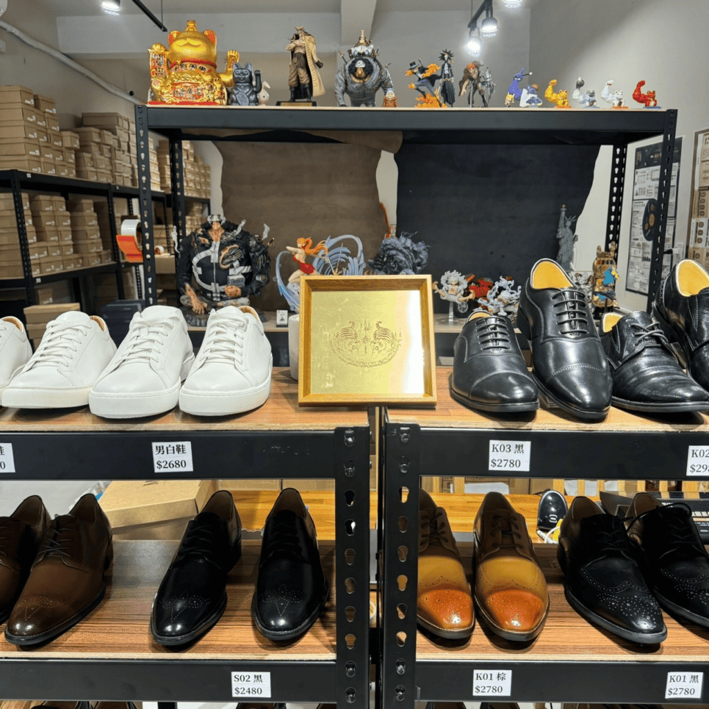 知名皮鞋品牌 MTSK 也選擇在皮鞋店內透過祈願福框來改運